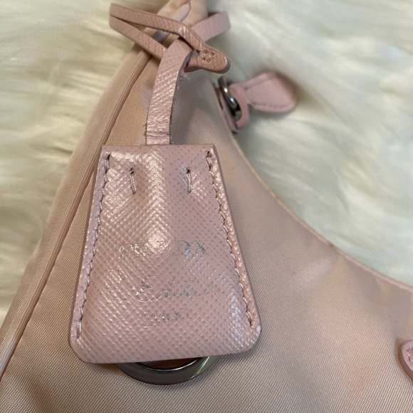 PRADA Re-Nylon Re-Edition 2000 mini bag- Pink - Picture 8 of 12